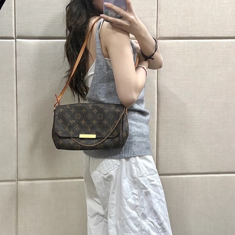【95新 ✨ 全網最低價！】Louise Vuitton 摯愛 Favourite 小號（下單前先詢問庫存❗️）