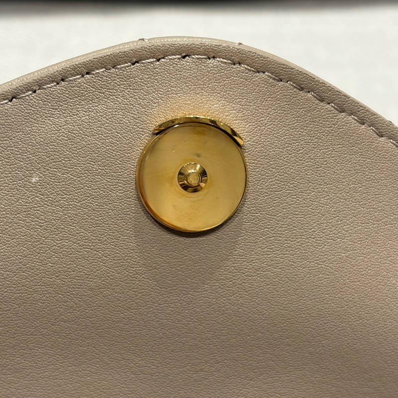 LOUIS VUITTION 肩背包 可斜背-18