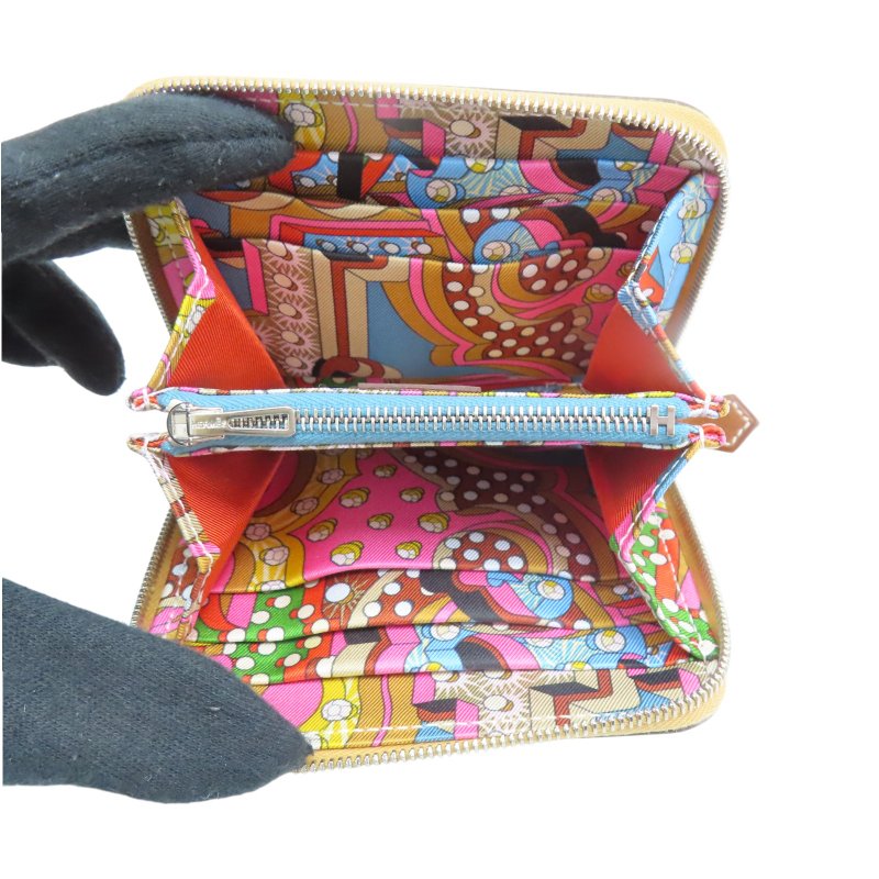 餅幹色 Evercolor牛皮 Silk'In Compact 短夾 B刻 銀釦【HERMES 愛馬仕】 H085209CKAA-9