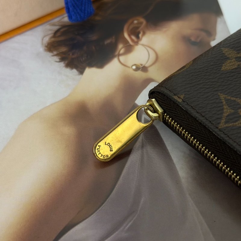 LOUIS VUITTON 經典老花拉鍊零錢包-6