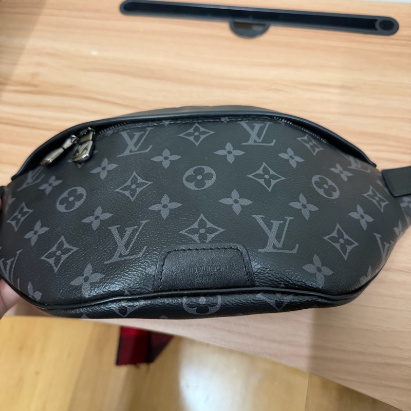 Lv新款黑花腰包(M46035 ) 芯片款-3