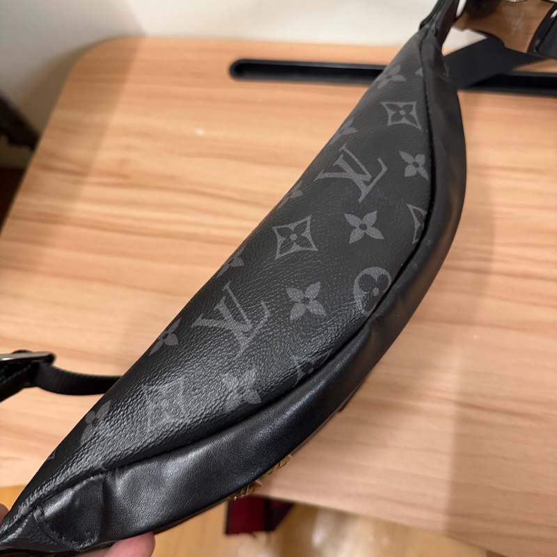 Lv新款黑花腰包(M46035 ) 芯片款-4