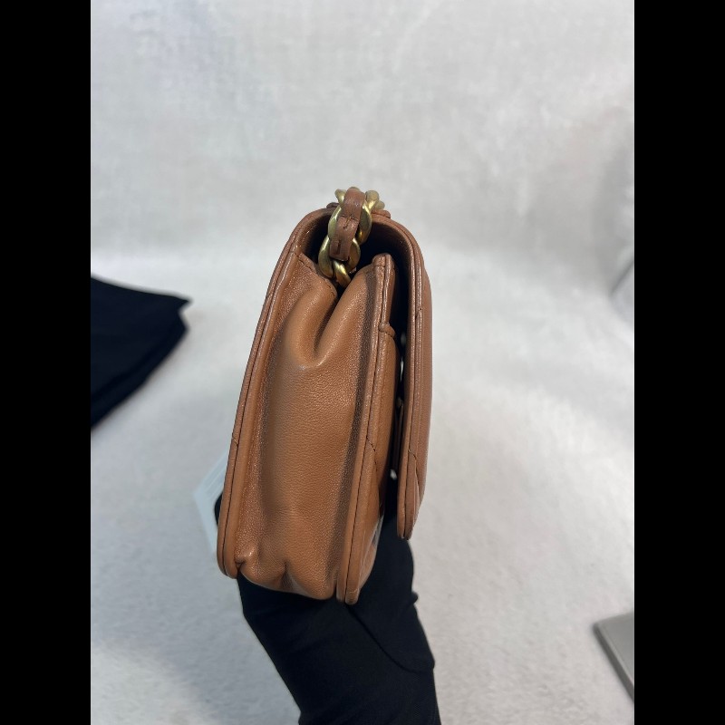 Chanel  焦糖色羊皮 19Bag Woc-3