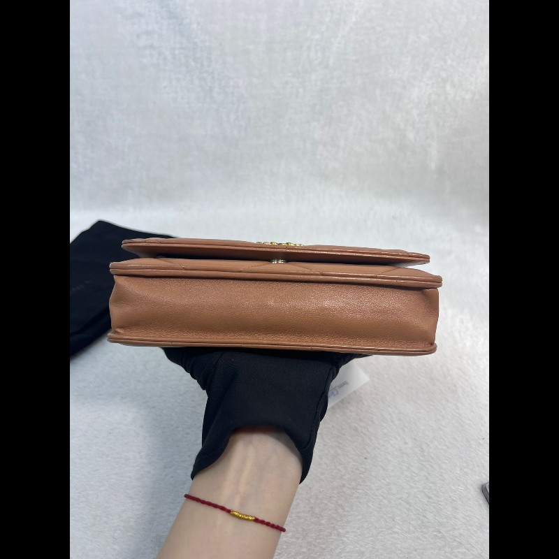 Chanel  焦糖色羊皮 19Bag Woc-5