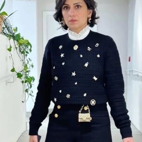 ❤️ CHANEL 超精緻裝飾 經典黑金配色 質感毛衣-1