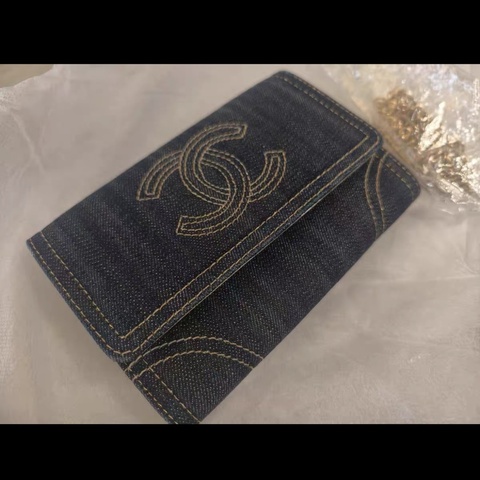 【96新 ✨ 全網最低價！】Chanel Woc mini 稀有絕版牛仔金屬色鏈條斜挎包 春夏必備（下單前先詢問庫存❗️）