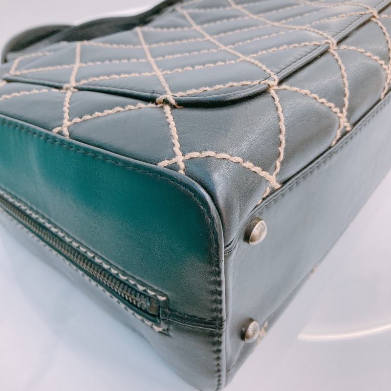 MS0569 CHANEL 香奈兒經典車線菱格保齡球包包WILD STITCH BOSTON BAG CALFSKIN-8