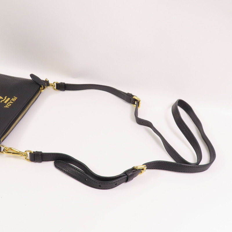 PRADA 牛皮皮革Shoulder Bag金扣肩背袋-4