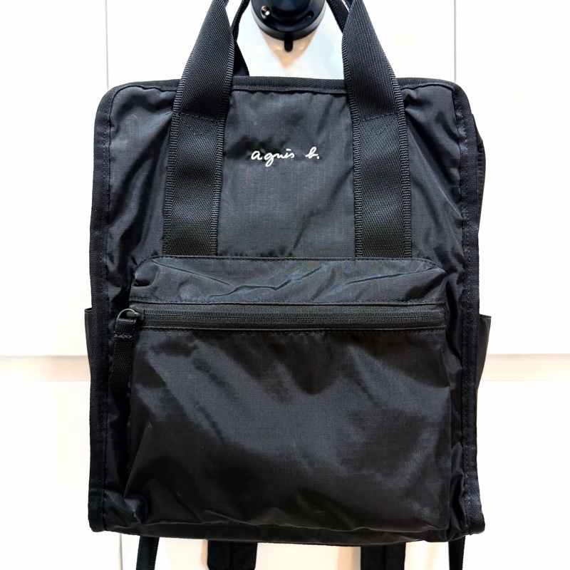 agnès b. 防潑水尼龍 輕量後背包 電腦包 多格層 通勤 旅行 男女適用 agnesb 小b-0