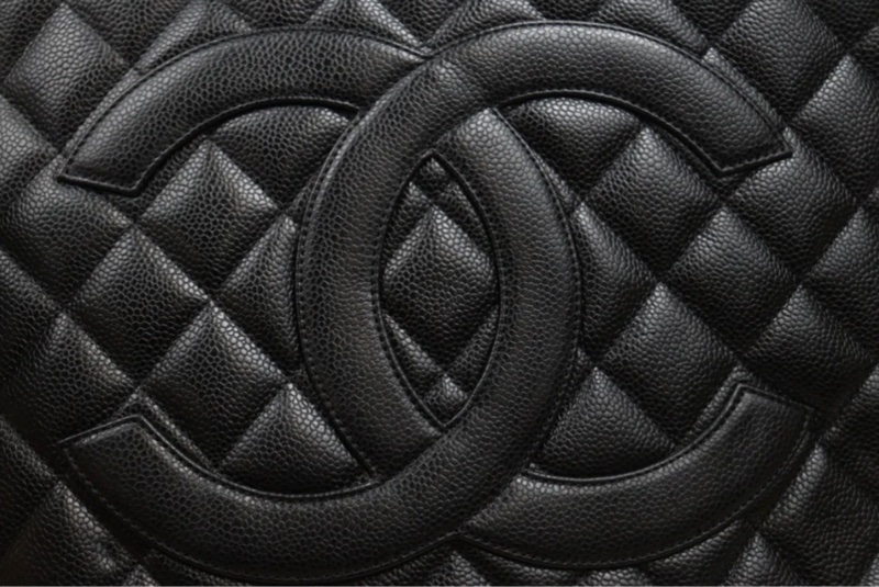 「JL精品代購」9新 Chanel 希爾頓 荔枝牛皮黑銀-9