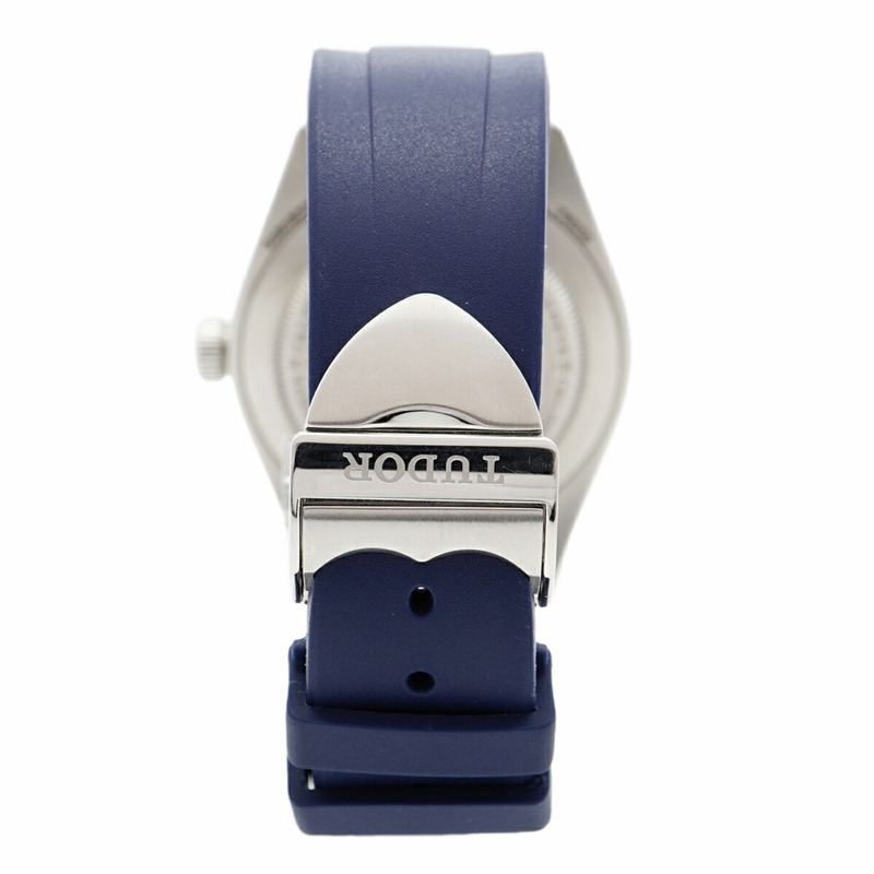 帝舵碧灣系列 79030B 海軍藍錶盤男士腕錶-7