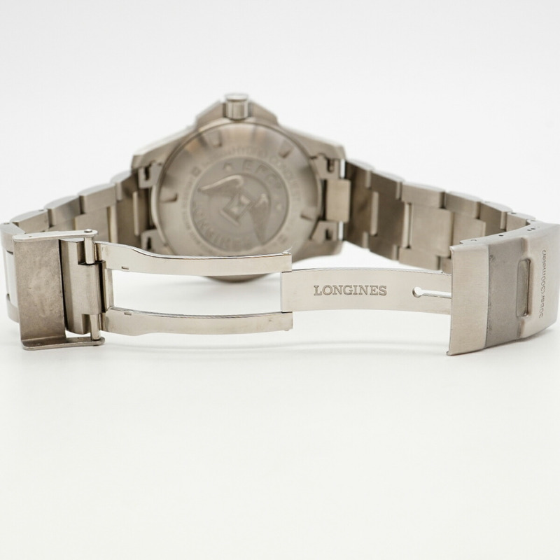 浪琴錶 HydroConquest L3.782.4 綠色錶盤男士腕錶-4