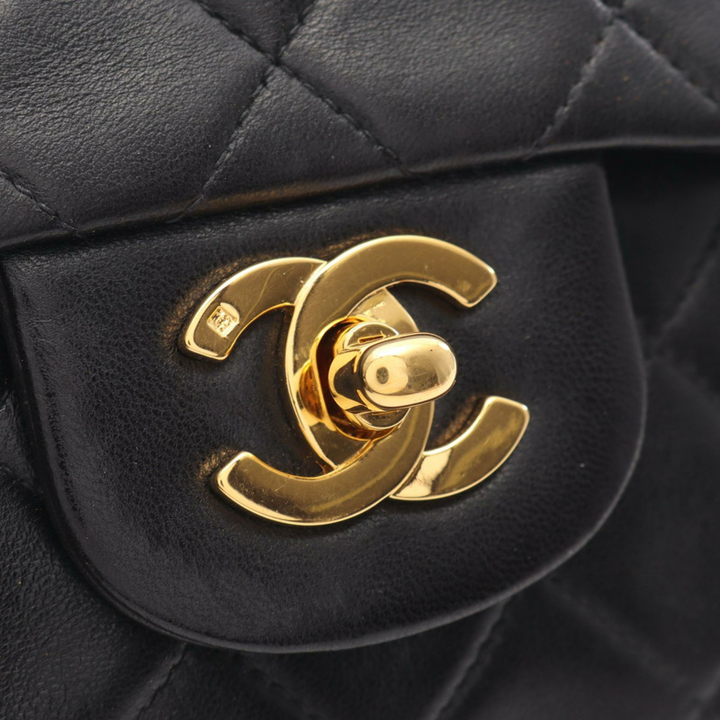 香奈兒 (CHANEL) Matelasse 雙蓋鏈條肩背包 A01113 羊皮黑色金色五金二手-10