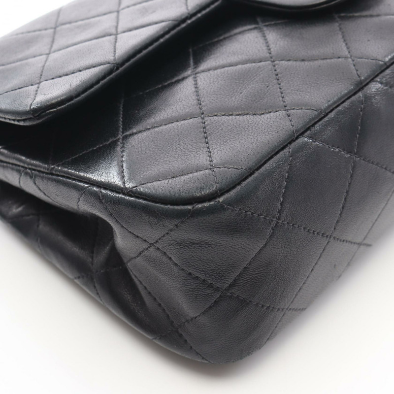 香奈兒 (CHANEL) Matelasse 雙蓋鏈條肩背包 A01113 羊皮黑色金色五金二手-8