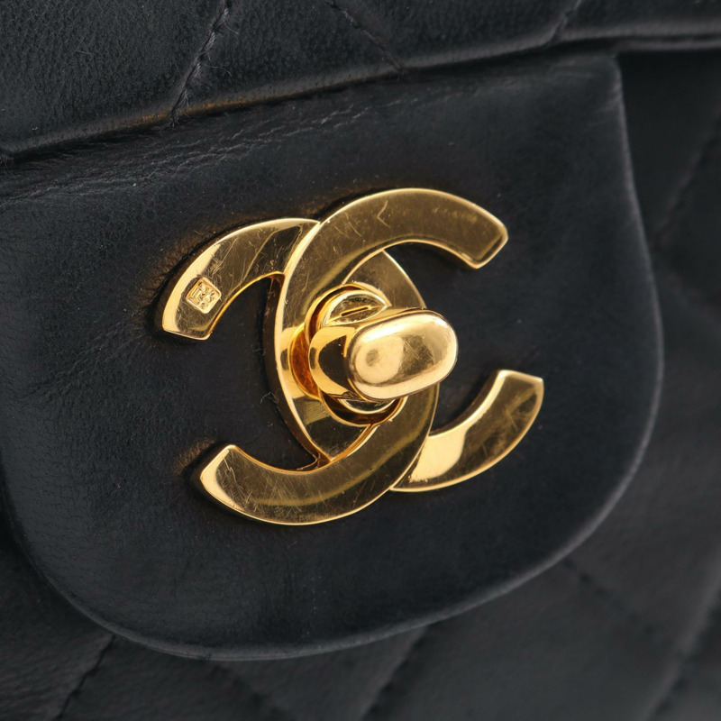香奈兒 (CHANEL) Matelasse 雙蓋鏈條肩背包 A01113 羊皮黑色金色五金二手-10