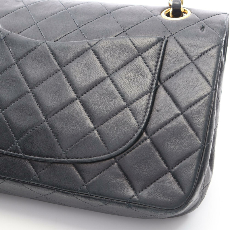 香奈兒 (CHANEL) Matelasse 雙蓋鏈條肩背包 A01113 羊皮黑色金色五金二手-11