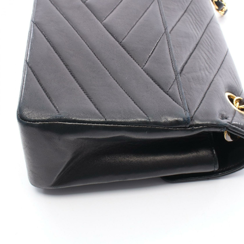 香奈兒斜紋縫線鏈條單肩包，羊皮材質，黑色，金色五金，二手女款-11