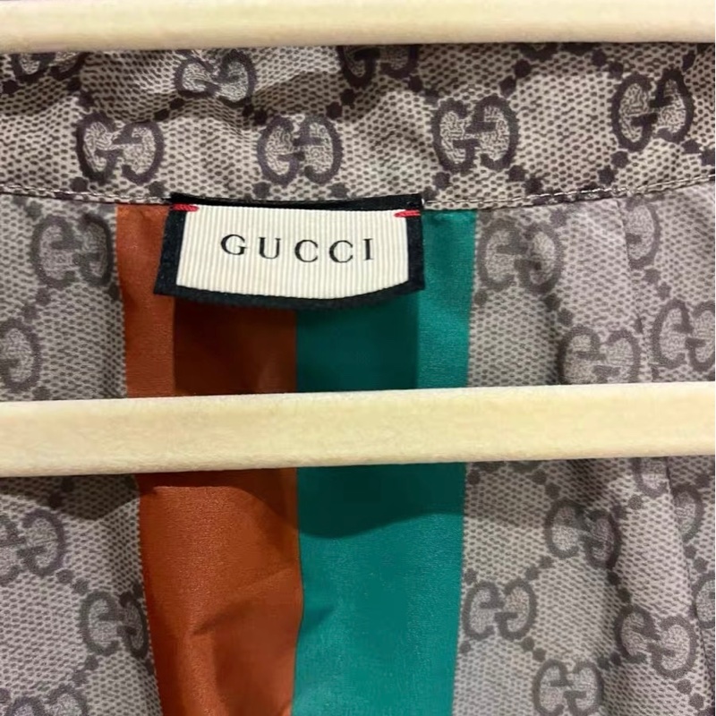 Gucci斗篷m碼-2