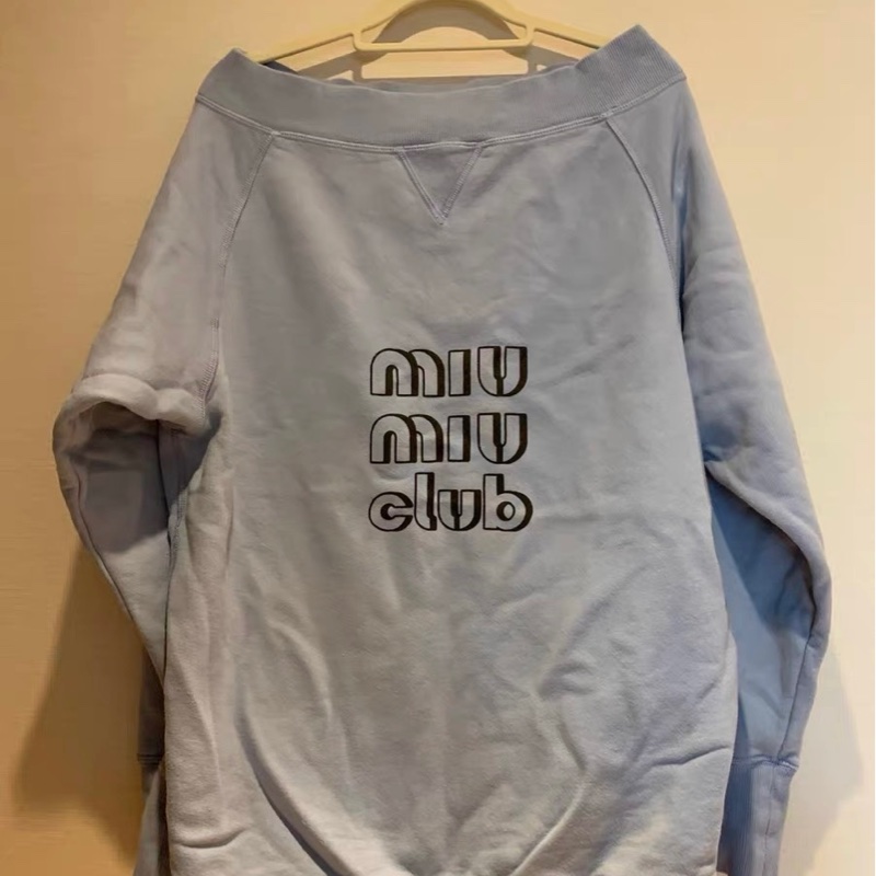 Miumiu套裝，上衣40碼，短褲s碼-0