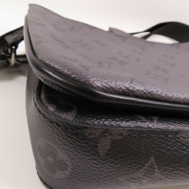 LOUIS VUITTON Monogram Eclipse Reverse Trio Messenger銀扣肩背袋灰色-5