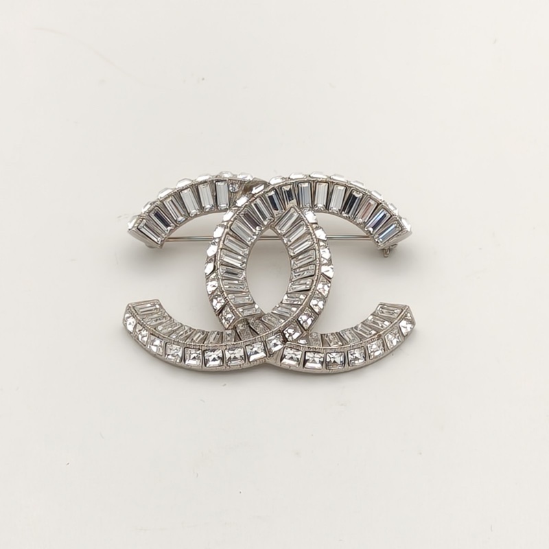 CHANEL 合金冰糖方鑽雙C胸針-1