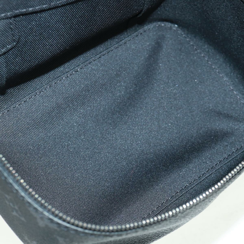 【日本直送】路易威登 Monogram Eclipse Cube de Langemont PM 手拿包 M44697 LV Auth 169653M-9