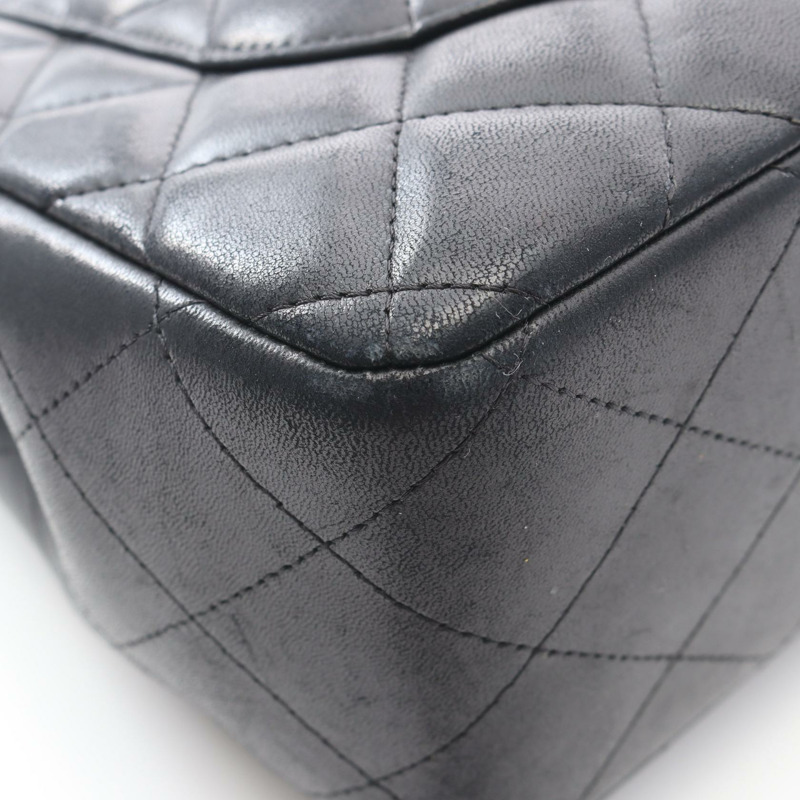 香奈兒 Deca Matelasse 30 經典大單肩包，羊皮材質，黑色，二手 CC-6