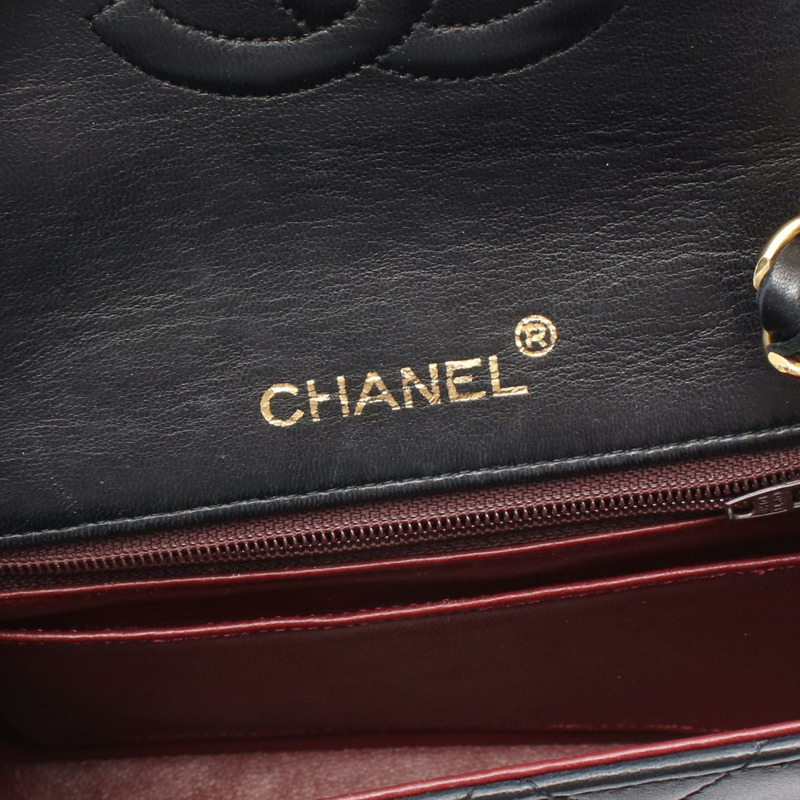 香奈兒迷你絎縫鏈條斜挎包 A01115 羊皮黑色金色五金-3