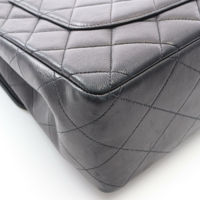 香奈兒 Jumbo Matelasse 30 鏈條肩背包，羊皮材質，黑色，二手，金色五金-7