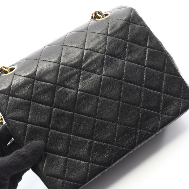 香奈兒迷你Matelasse 20鏈條斜挎包，羊皮材質，黑色，二手，金色五金-10