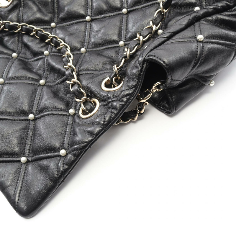 香奈兒 (CHANEL) 絎縫人造珍珠鏈肩背包 AS1202 羊皮 BK 二手金色五金-5