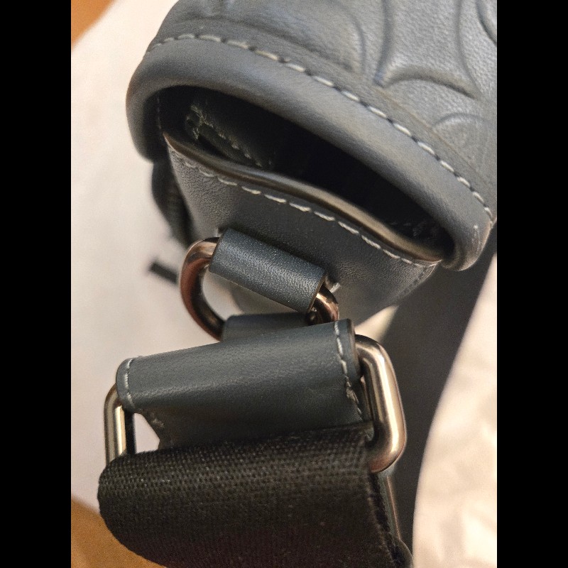 coach 男包 男生斜背包 藍灰色-11