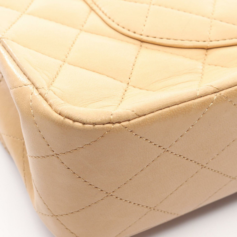香奈兒 (CHANEL) Matelasse W 翻蓋鏈條單背包 A01112 羊皮 米色 二手 金色五金-13
