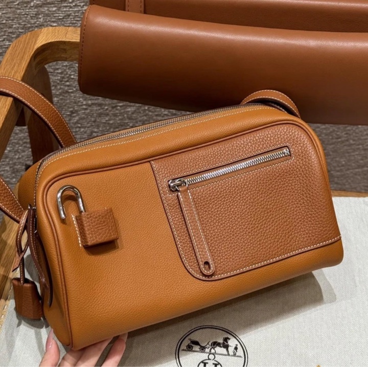 HERMES petit courtier 皮拼CLEMENCE皮 37金棕 銀扣 肩背包全新購於專櫃-0