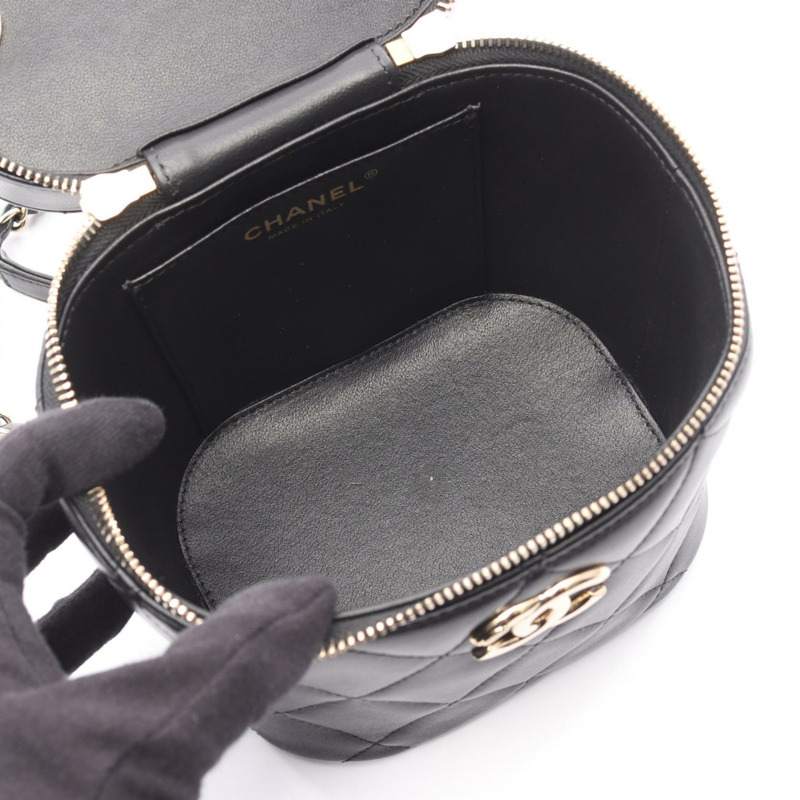 香奈兒 (CHANEL) 絎縫鏈條斜背化妝包 AS1628 羊皮黑色金扣-2