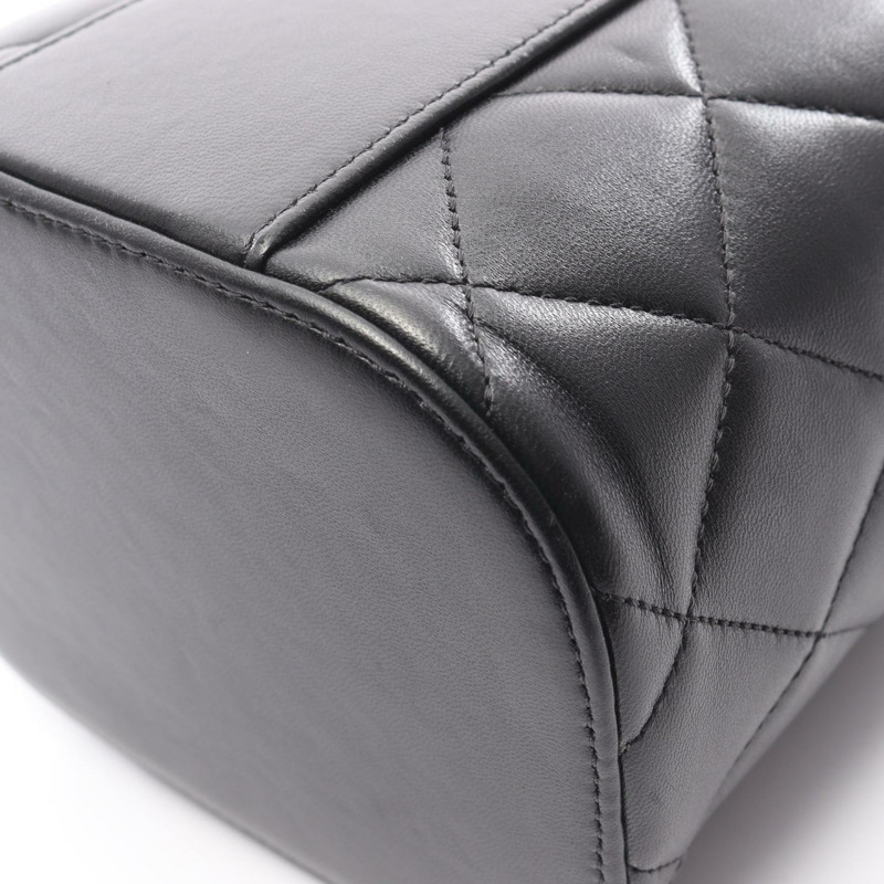 香奈兒 (CHANEL) 絎縫鏈條斜背化妝包 AS1628 羊皮黑色金扣-7