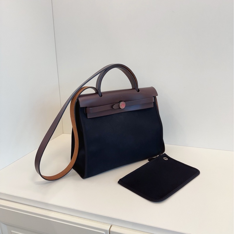 ✨Hermes herbag31 黑銀棕色 學院 商務日常都很適合🖤-3