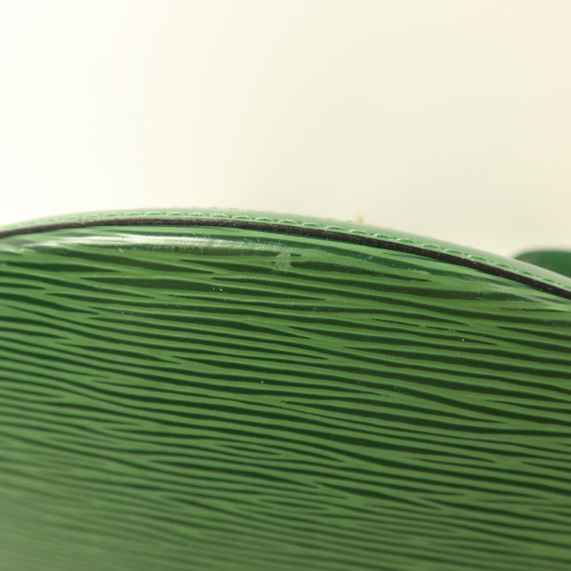 LOUIS VUITTON Epi Cluny金扣肩背袋-23