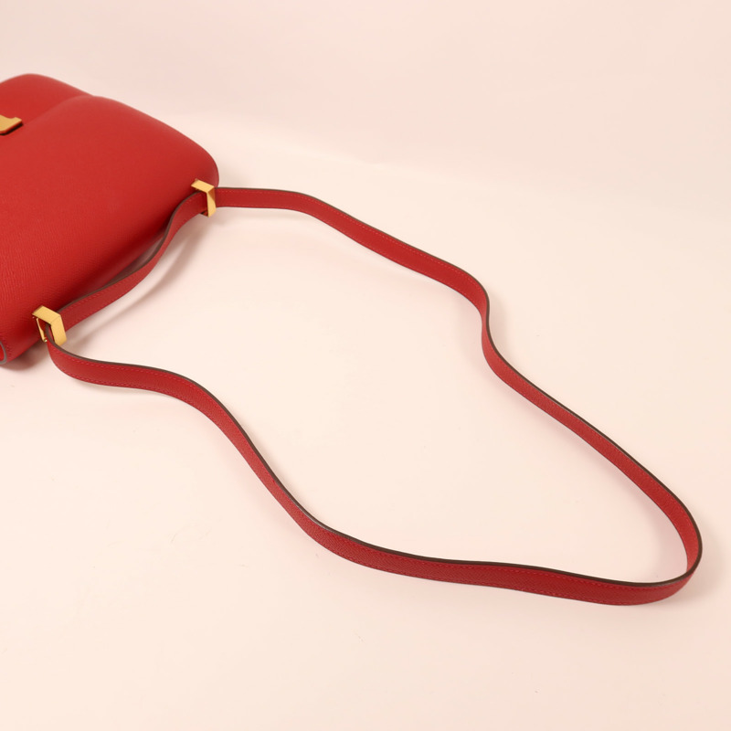 HERMES Epsom皮革Constance 24金扣肩背袋Rouge Casaque-8