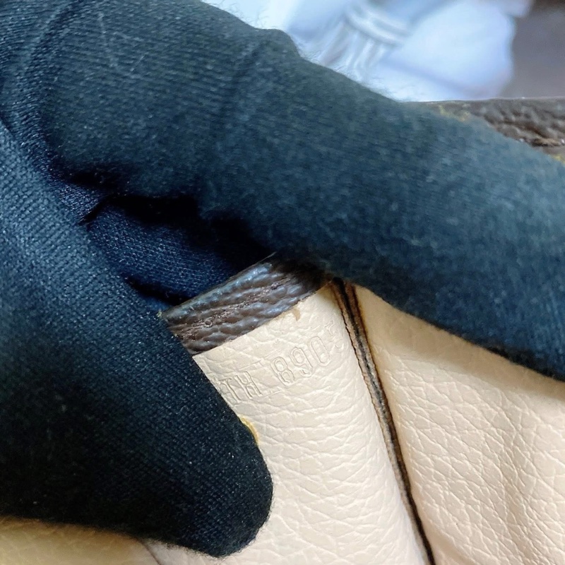 LV M47546 15老花洗漱包鏈條包🏅-13