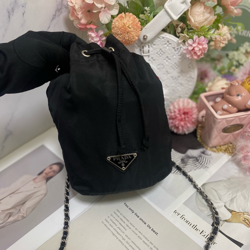 Prada 降落傘束口包小水桶包🏅-5