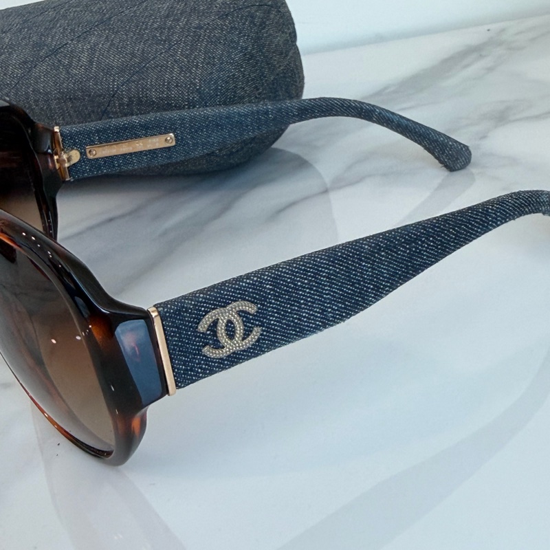 CHANEL 香奈兒牛仔單寧墨鏡!超級特點🩵墨鏡一戴誰都不愛-5