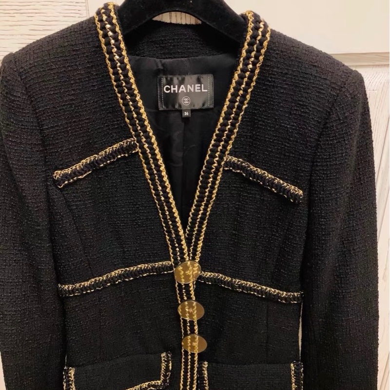 Chanel黑金外套36碼-0