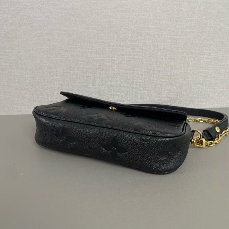 LV路易威登 黑色全皮壓紋ivy腋下包-4