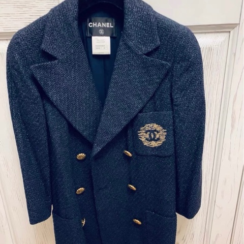 Chanel勛章外套34碼