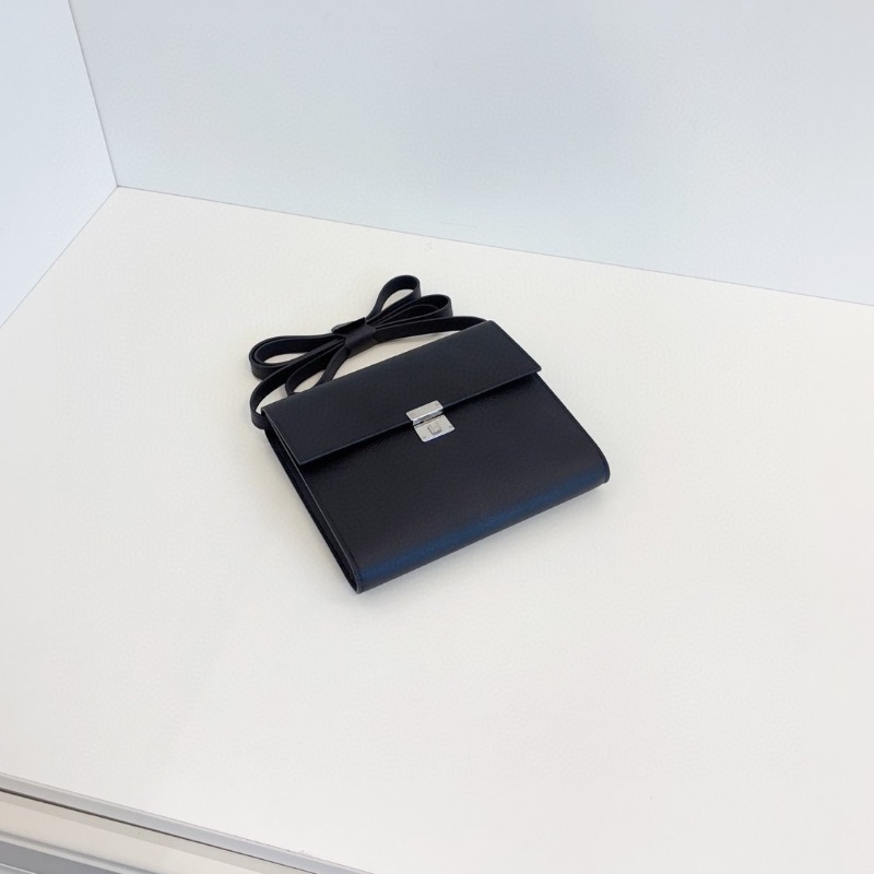 Hermes clic16 黑色 銀扣 ep皮 16*14*2 全新閒置配件塵袋-6