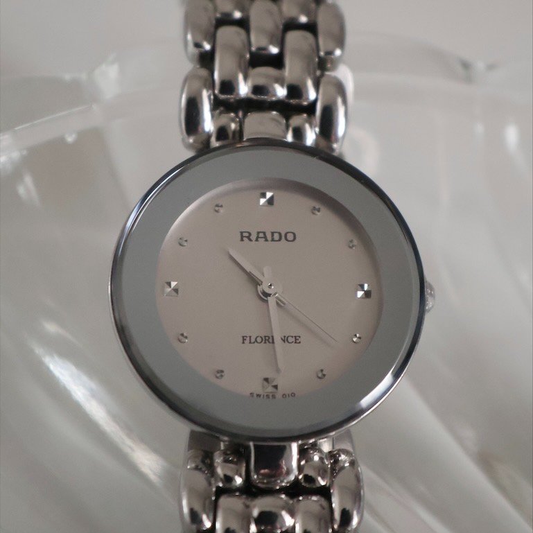 𝐑𝐚𝐝𝐨灰銀小圓盤石英錶-6