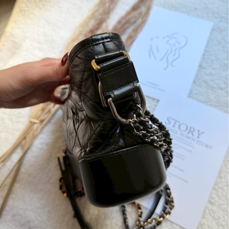 香奈兒黑金流浪包小號-14