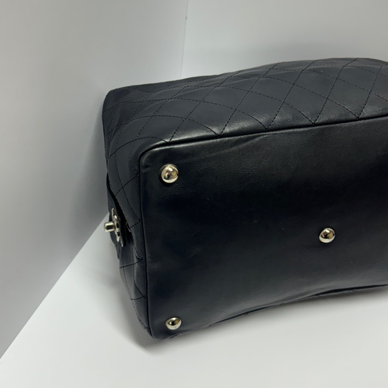 【極新🎁 超稀有】 Chanel 香奈兒 牛皮飯盒包 枕頭包（專櫃29.6萬）-11