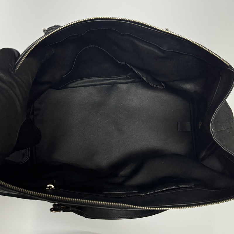 【極新🎁 超稀有】 Chanel 香奈兒 牛皮飯盒包 枕頭包（專櫃29.6萬）-19